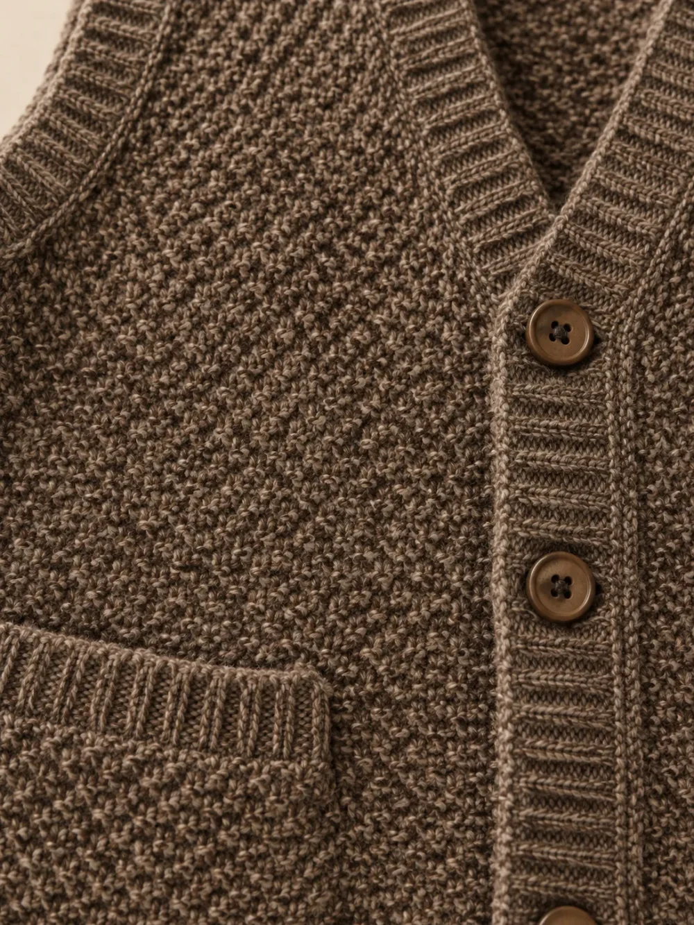 Plymouth Knit Waistcoat – Driftwood, close-up of the stitch