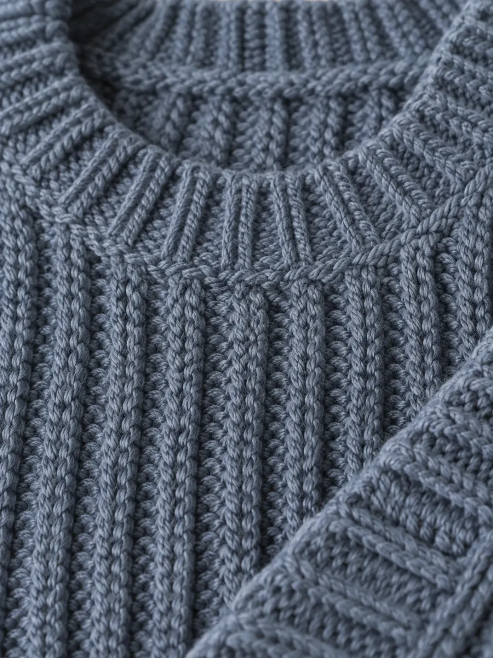 Rockall Chunky Rib Vest – Slate, close-up of the stitch