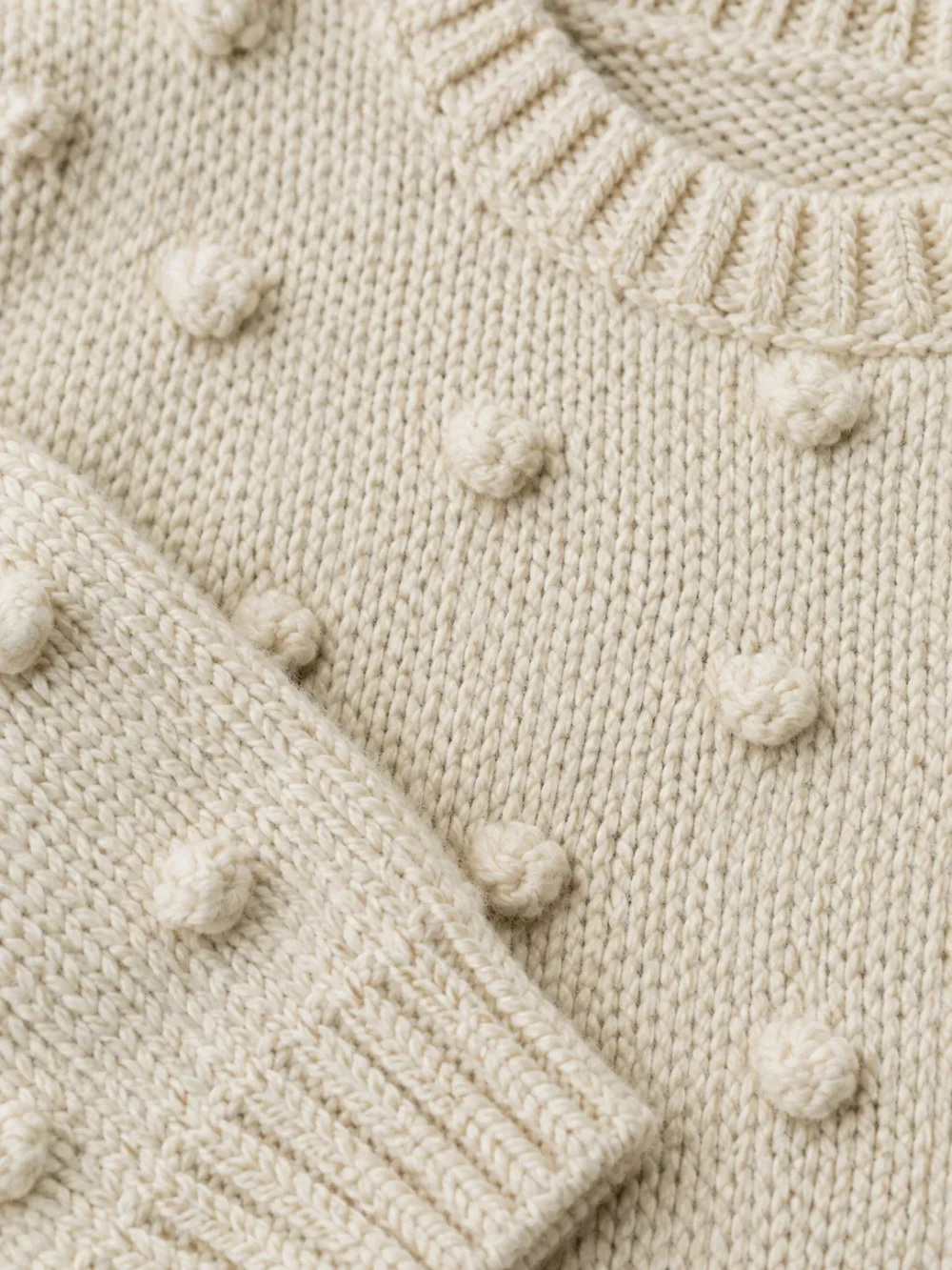 Trafalgar Popcorn Crew – Salt, close-up of the stitch